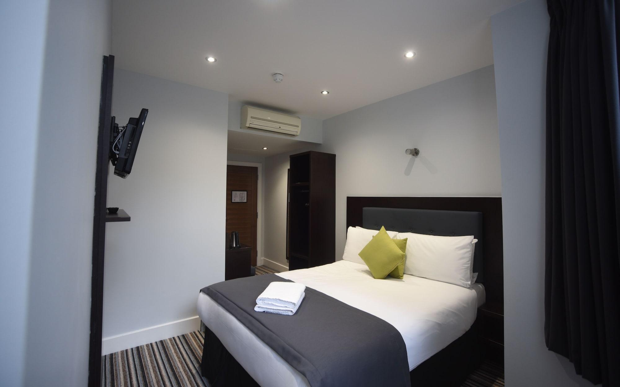 Trebovir Hotel Лондон Екстериор снимка