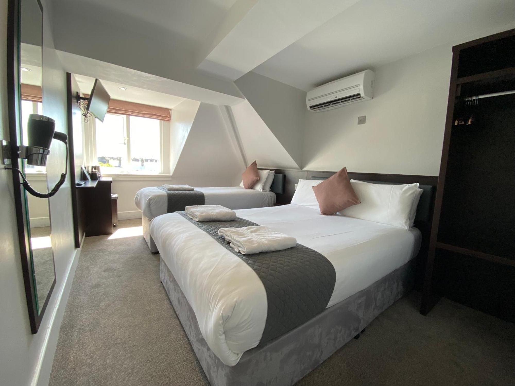 Trebovir Hotel Лондон Екстериор снимка