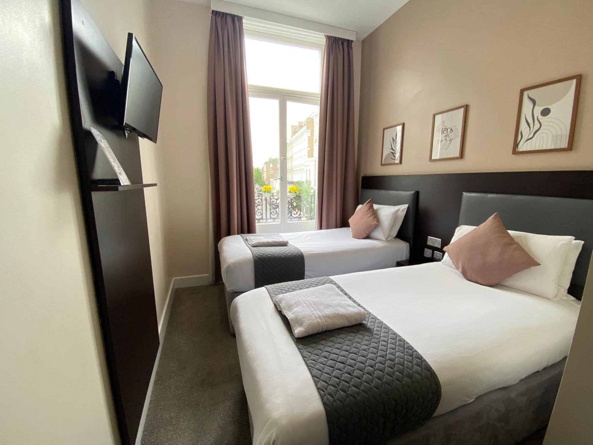 Trebovir Hotel Лондон Екстериор снимка