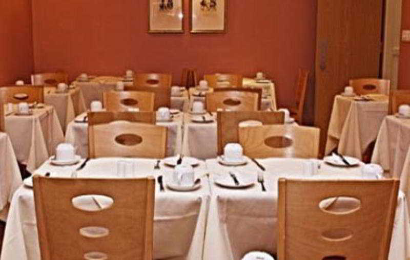 Trebovir Hotel Лондон Екстериор снимка