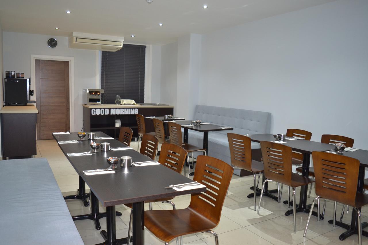 Trebovir Hotel Лондон Екстериор снимка
