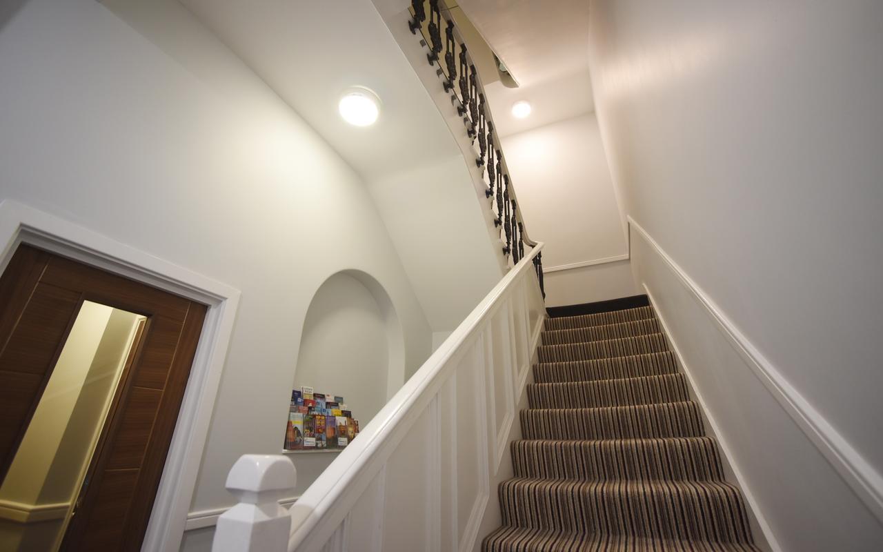 Trebovir Hotel Лондон Екстериор снимка